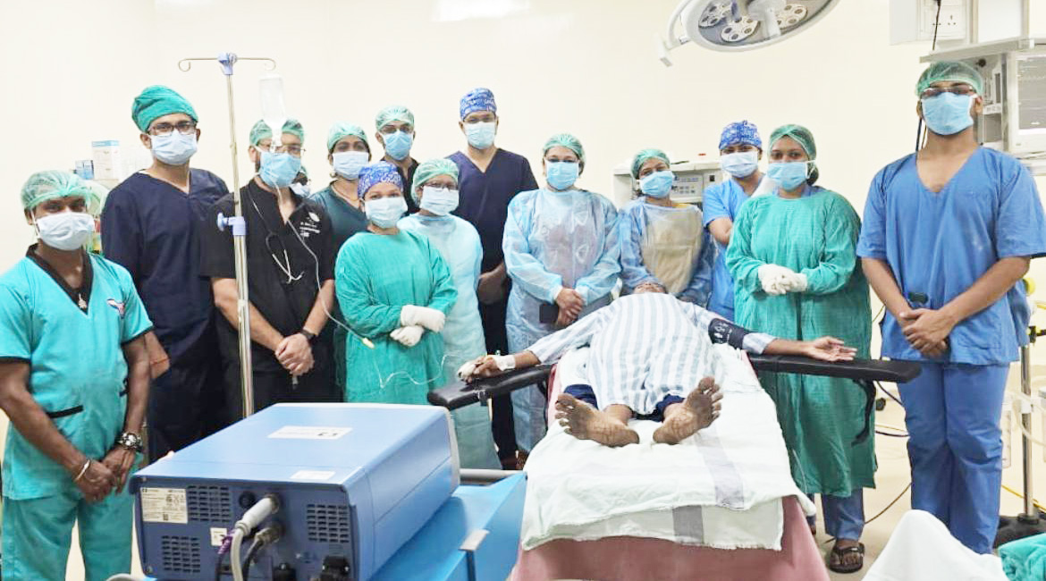 मेडिकल कॉलेज में स्वर यंत्र से कैंसर का इलाज