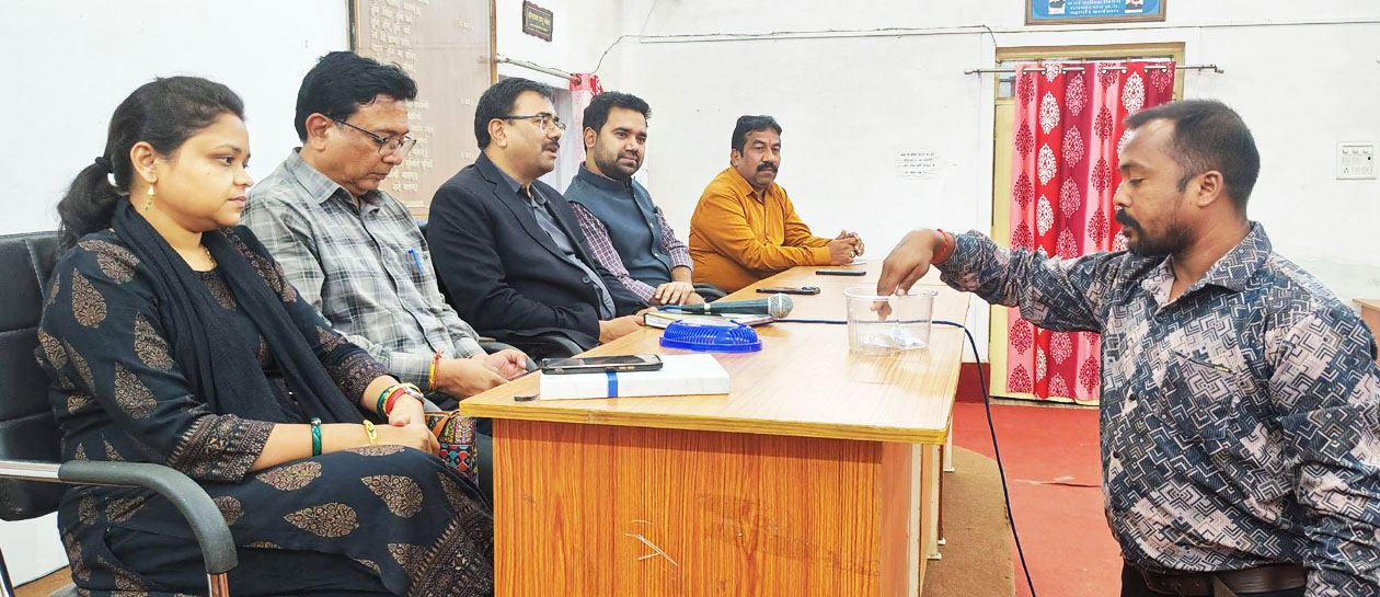 लाटरी से 24 हितग्राहियों को आवास का आबंटन