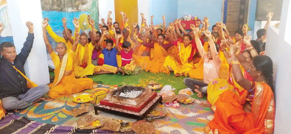 गायत्री शक्तिपीठ की 43वीं वर्षगांठ, पूजा-अर्चना