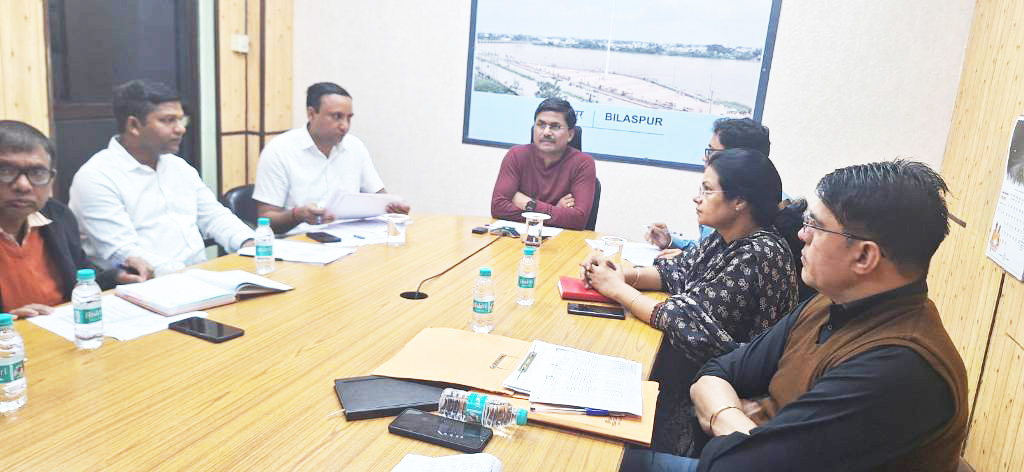 धान खरीदी में गड़बड़ी पर केंद्र प्रभारी को हटाने का निर्देश