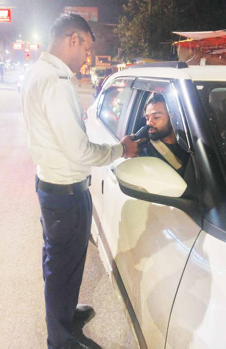 शराब पीकर वाहन चलाने वालों पर कार्रवाई