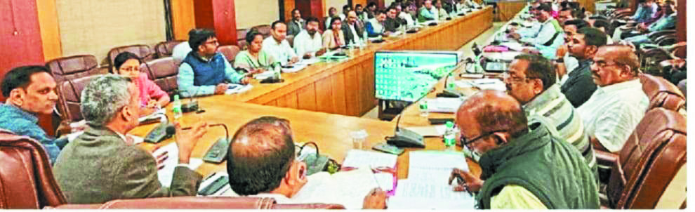 2025 में अफसर कर्मचारी बनाए रखें अनुशासन - शर्मा