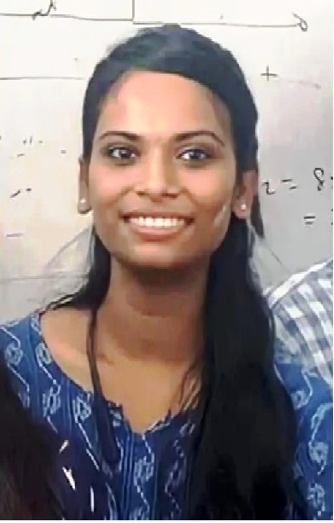  न्यू ईयर मनाने निकली इंजीनियरिंग छात्रा की सड़क हादसे में मौत