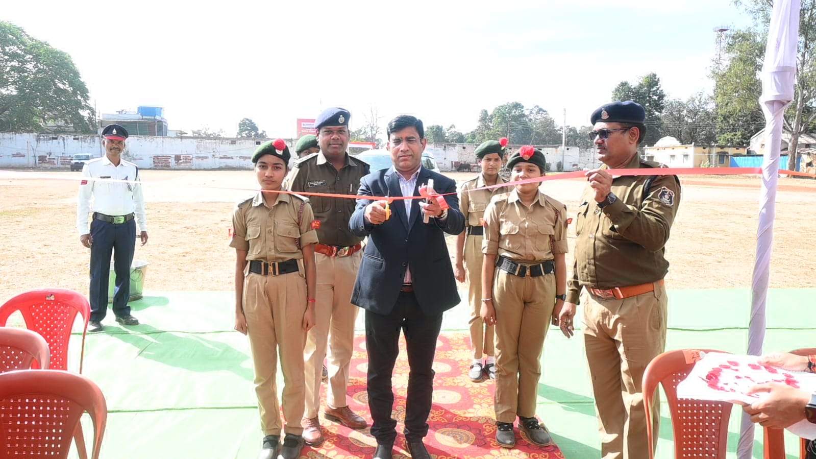 एमएमसी जिले में राष्ट्रीय सडक़ सुरक्षा माह का उद्घाटन एमएमसी जिले में राष्ट्रीय सडक़ सुरक्षा माह का उद्घाटन