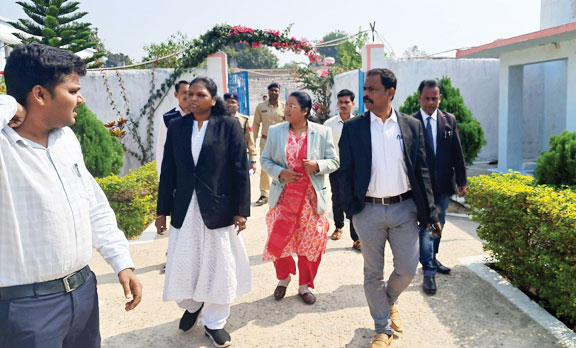  न्यायिक अधिकारियों ने उप-जेल नारायणपुर का किया निरीक्षण