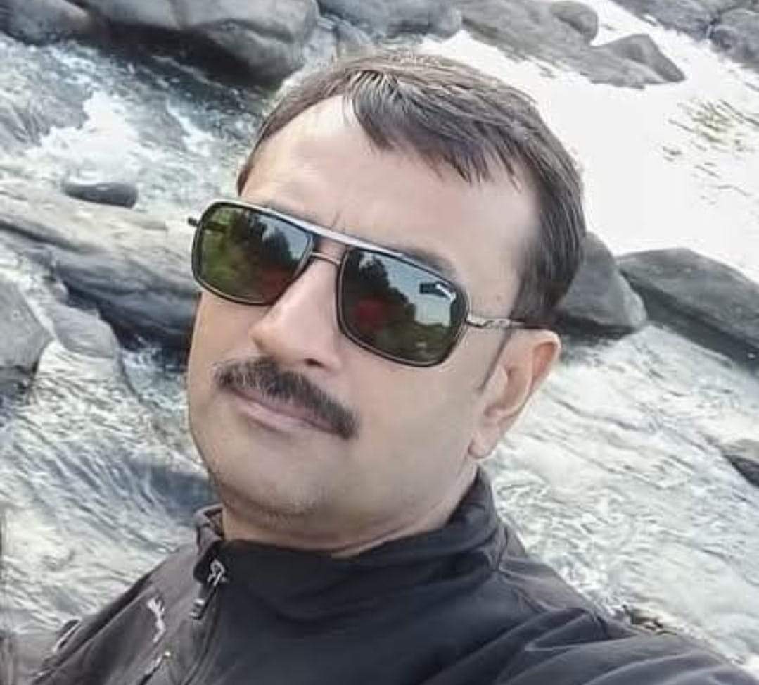 डीएवी पब्लिक स्कूल में अव्यवस्था व सामान खरीदने में गड़बड़ी का आरोप डीएवी पब्लिक स्कूल में अव्यवस्था व सामान खरीदने में गड़बड़ी का आरोप