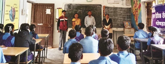 विद्यार्थियों को बाल विवाह के दुष्प्रभावों की दी जानकारी