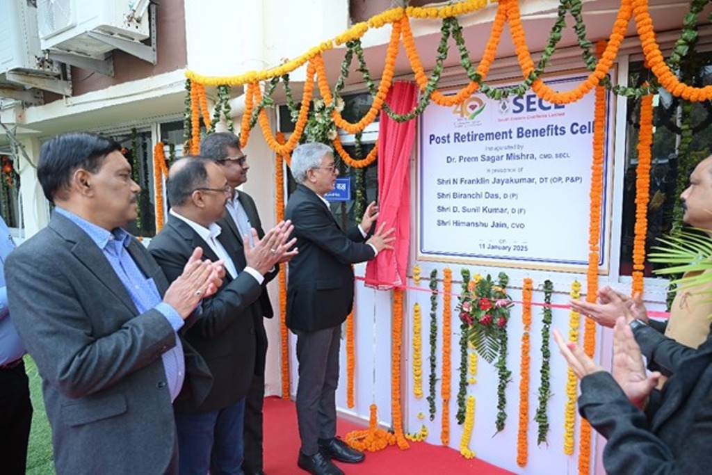 एसईसीएल के सेवानिवृत्त कर्मियों को मिलेगी एक छत के नीचे पेंशन से लेकर इलाज तक की सेवा एसईसीएल के सेवानिवृत्त कर्मियों को मिलेगी एक छत के नीचे पेंशन से लेकर इलाज तक की सेवा