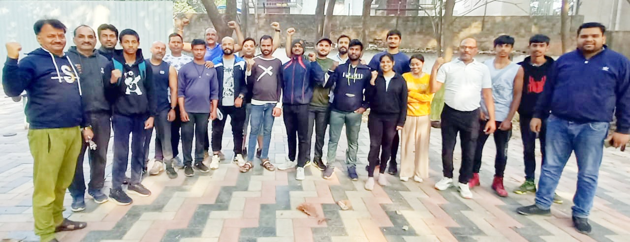 राष्ट्रीय युवा दिवस पर स्वामी विवेकानंद पर संगोष्ठी राष्ट्रीय युवा दिवस पर स्वामी विवेकानंद पर संगोष्ठी