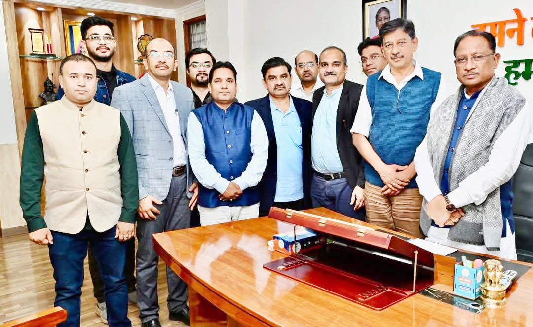 आईएमए शपथ ग्रहण समारोह में शामिल होने सीएम को किया आमंत्रित आईएमए शपथ ग्रहण समारोह में शामिल होने सीएम को किया आमंत्रित