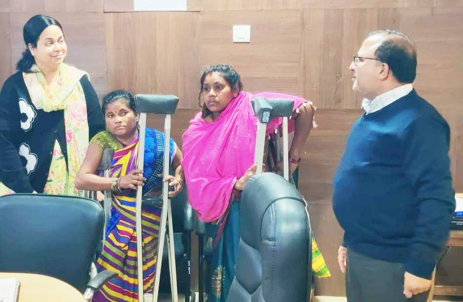 जनदर्शन में 35 आवेदन 