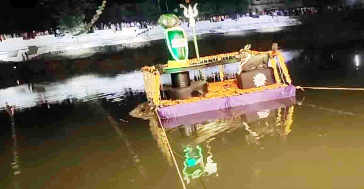 मकर संक्रांति पर केलो की महाआरती मकर संक्रांति पर केलो की महाआरती
