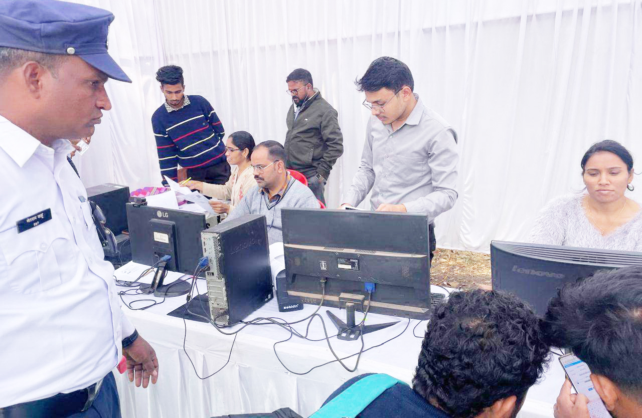 डोंगरगढ़ में बैंक लिंकेज कैम्प डोंगरगढ़ में बैंक लिंकेज कैम्प