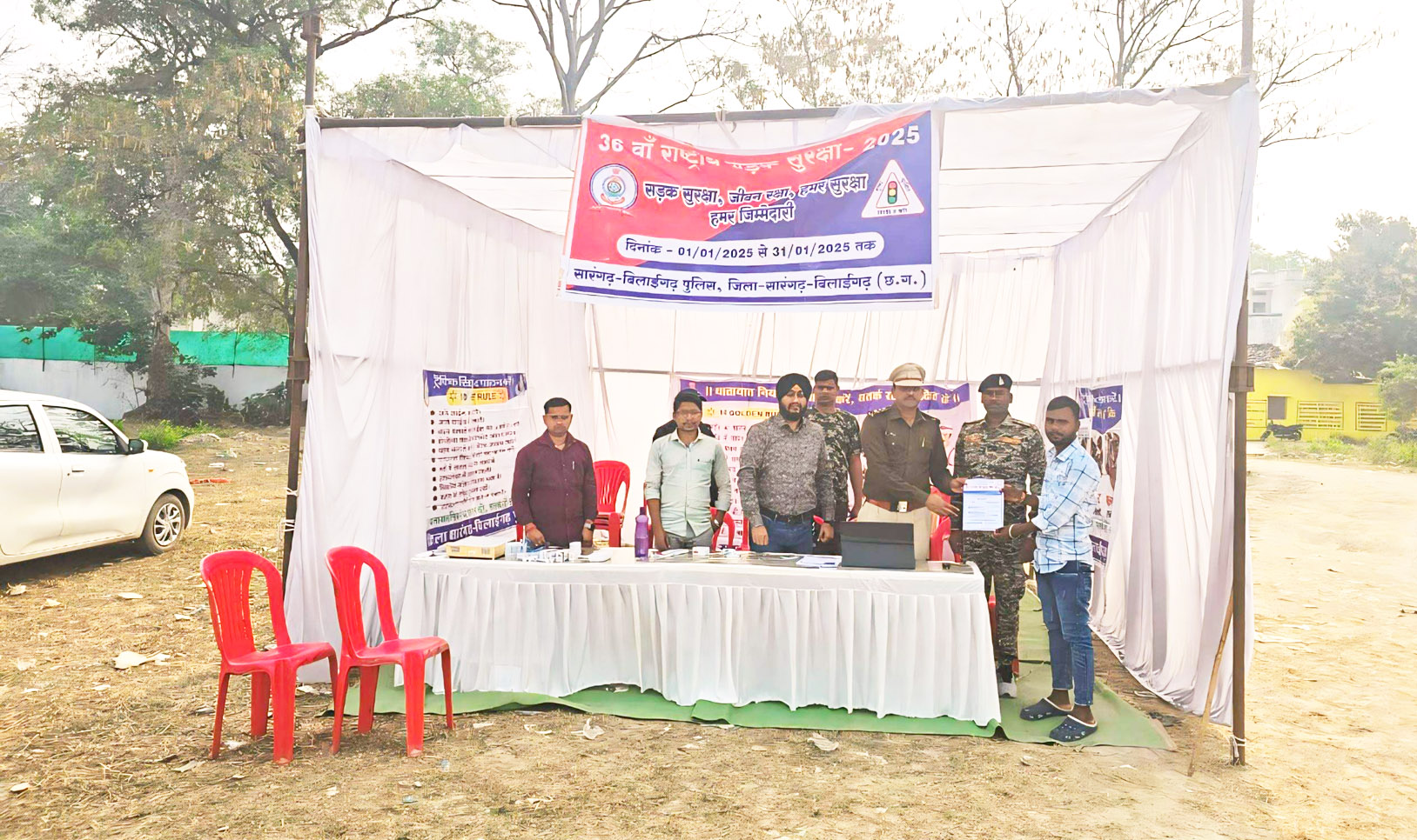 राष्ट्रीय सडक़ सुरक्षा माह 2025 पर नवीन चालकों का लर्निंग लाइसेंस बना