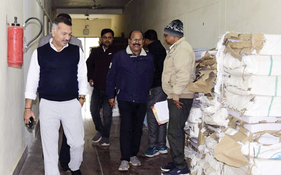  ईवीएम  वेयरहाउस का निरीक्षण