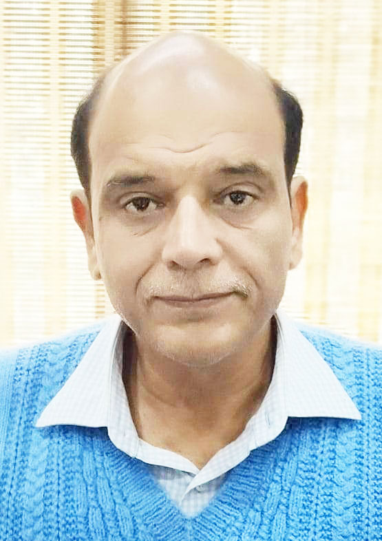 दो दर्जन बकायेदारों की काटी जाएगी बिजली दो दर्जन बकायेदारों की काटी जाएगी बिजली