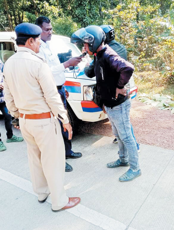  308 वाहन चालकों पर जुर्माना