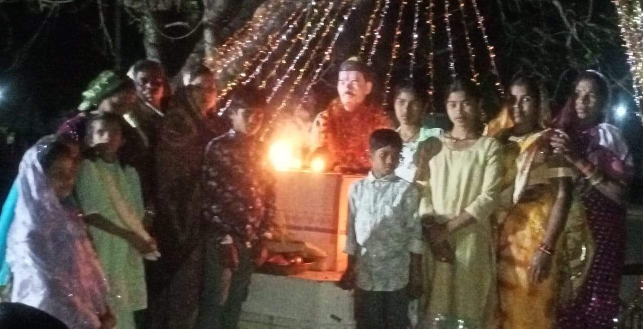 शहादत दिवस पर मशाल जुलूस शहादत दिवस पर मशाल जुलूस