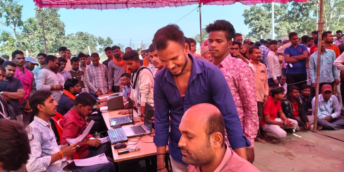 लर्निंग लाइसेंस बनवाने  शिविर, 3552 आवेदन 