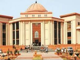 फुटपाथों पर अतिक्रमण, पीआईएल पर हाई कोर्ट ने कलेक्टर से मांगा जवाब