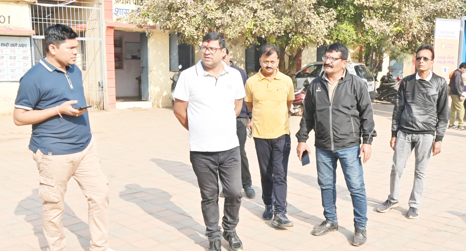 मतदान केन्द्रों का निरीक्षण मतदान केन्द्रों का निरीक्षण