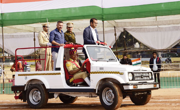 गणतंत्र दिवस समारोह का अंतिम रिहर्सल, सीएम करेंगे ध्वजारोहण