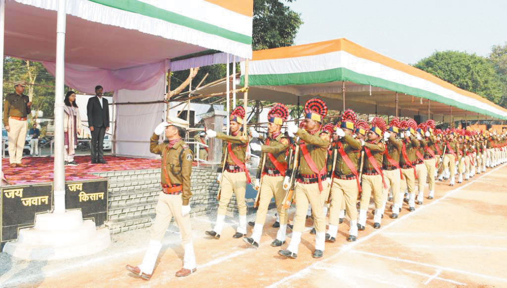 गणतंत्र दिवस का फाइनल रिहर्सल, मंत्री लक्ष्मी राजवाड़े करेंगी ध्वजारोहण