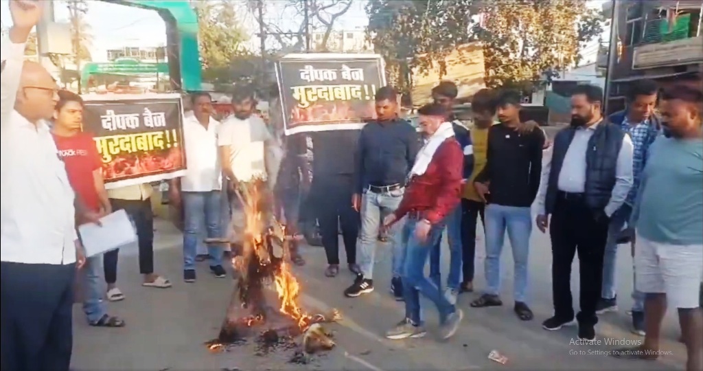  त्रिलोक ने मेयर पद के लिए बगावत की, बोदरी में सामूहिक इस्तीफे से कांग्रेस में हड़कंप