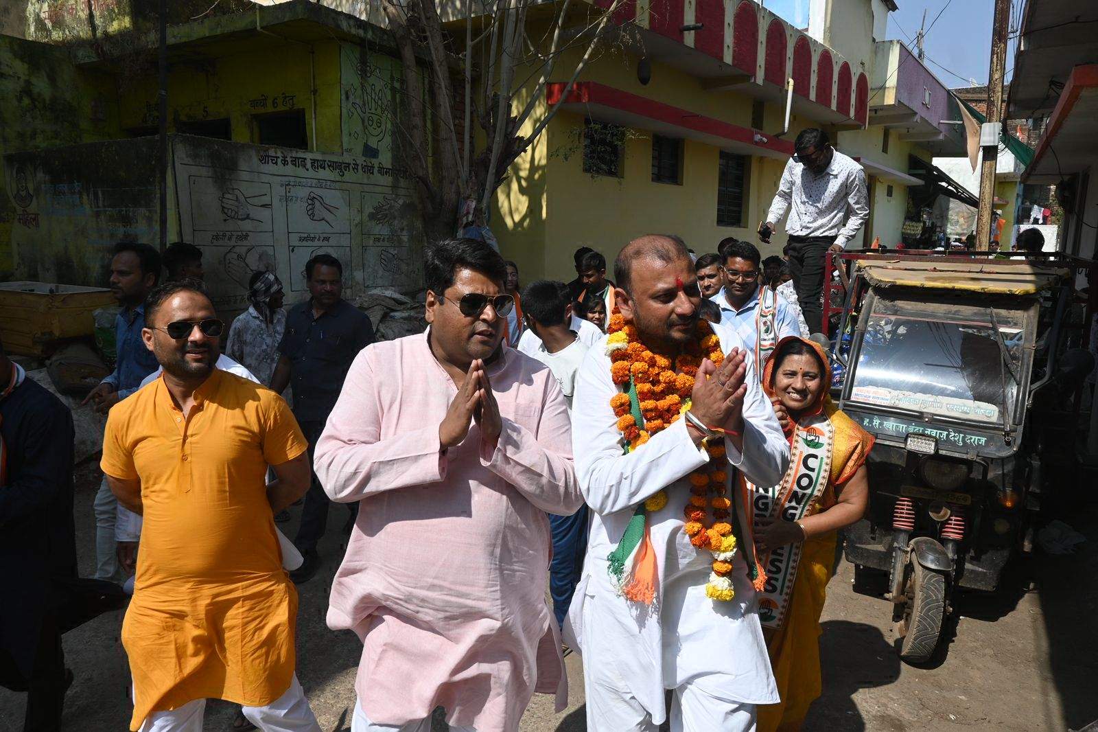 धूल मुक्त होगा शहर, सडक़ों पर नहीं गौठानों में मिलेंगे मवेशी- निखिल