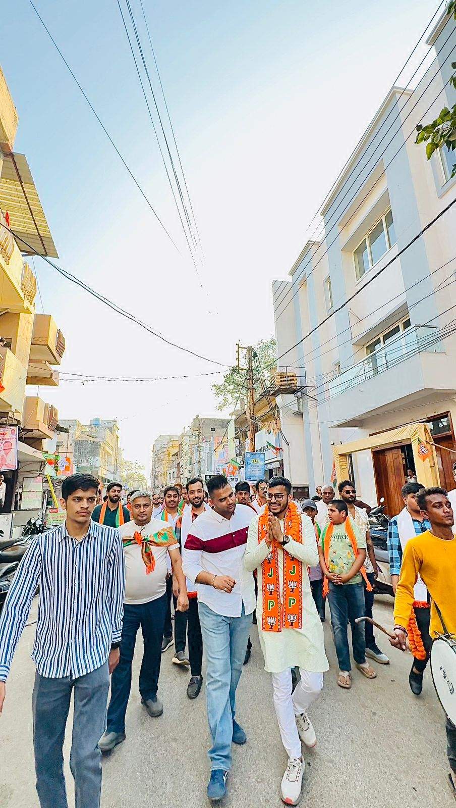 पार्षद प्रत्याशी जैनम ने वार्ड  में किया जनसंपर्क