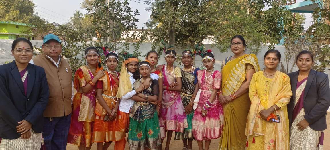 गोरेगांव स्कूल में वार्षिक उत्सव गोरेगांव स्कूल में वार्षिक उत्सव