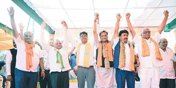 खरसिया में भी सरपट दौड़ेगी विकास एक्सप्रेस-ओपी खरसिया में भी सरपट दौड़ेगी विकास एक्सप्रेस-ओपी