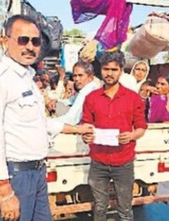 नियमों का उल्लंघन,  चालकों पर जुर्माना