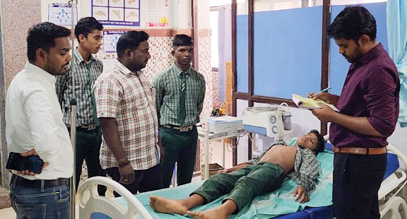 स्कूल में छात्रों के बीच झगड़ा, एक घायल