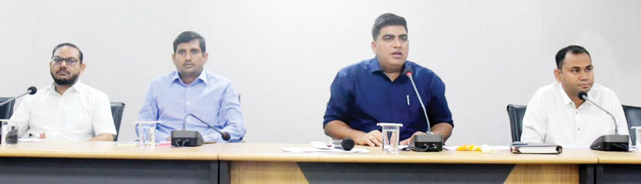 जनदर्शन के आवेदनों पर प्राथमिकता के साथ निराकरण के निर्देश