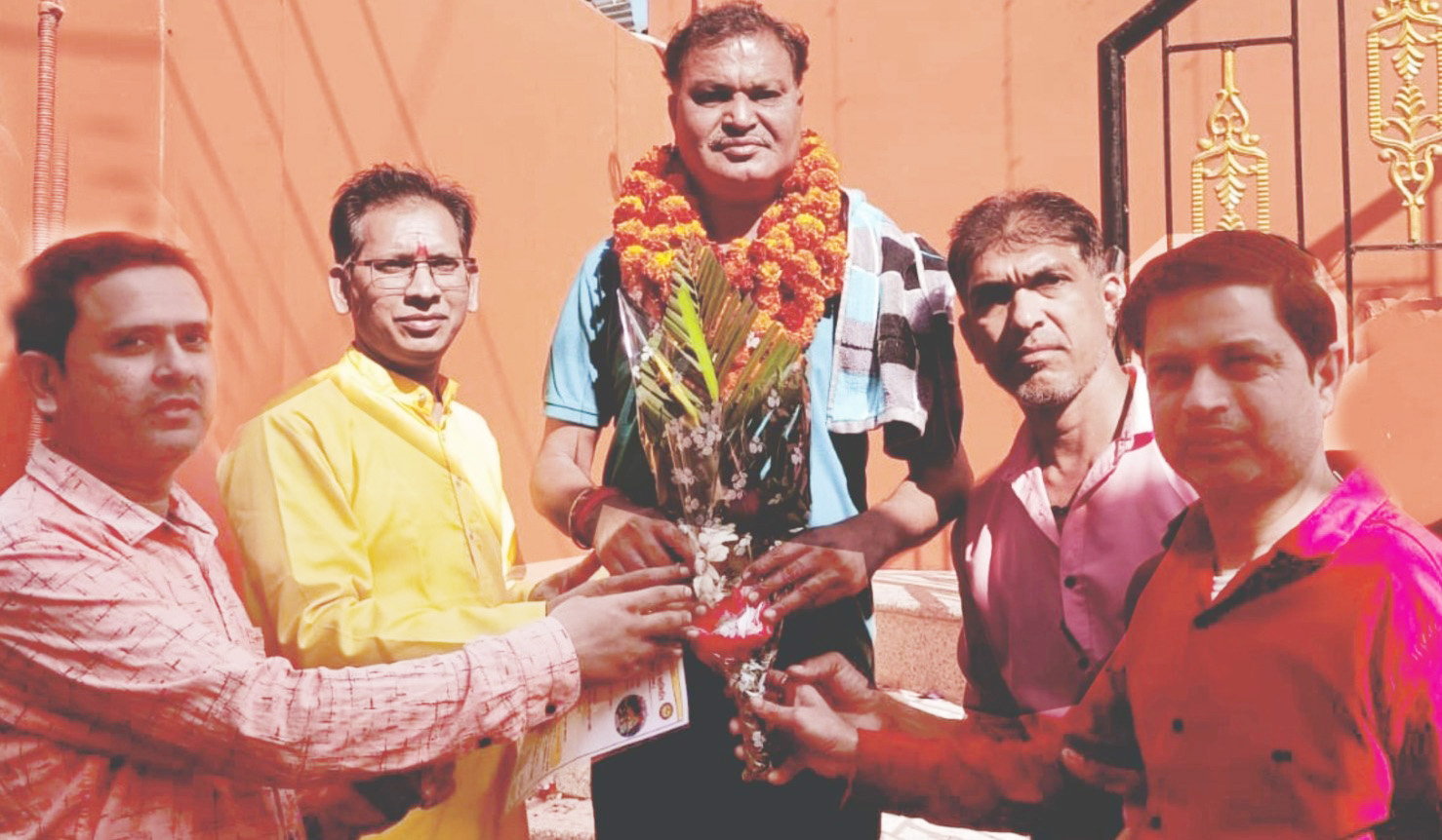 त्रिपुरा महाविद्या धर्मार्थ सेवा समिति ने मधुसूदन को महापौर दी बधाई