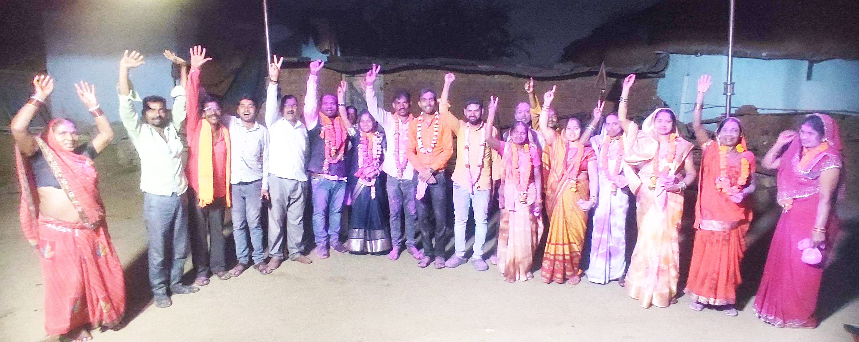 सरपंच केंवरा अवध साहू का निकला विजय जुलूस सरपंच केंवरा अवध साहू का निकला विजय जुलूस