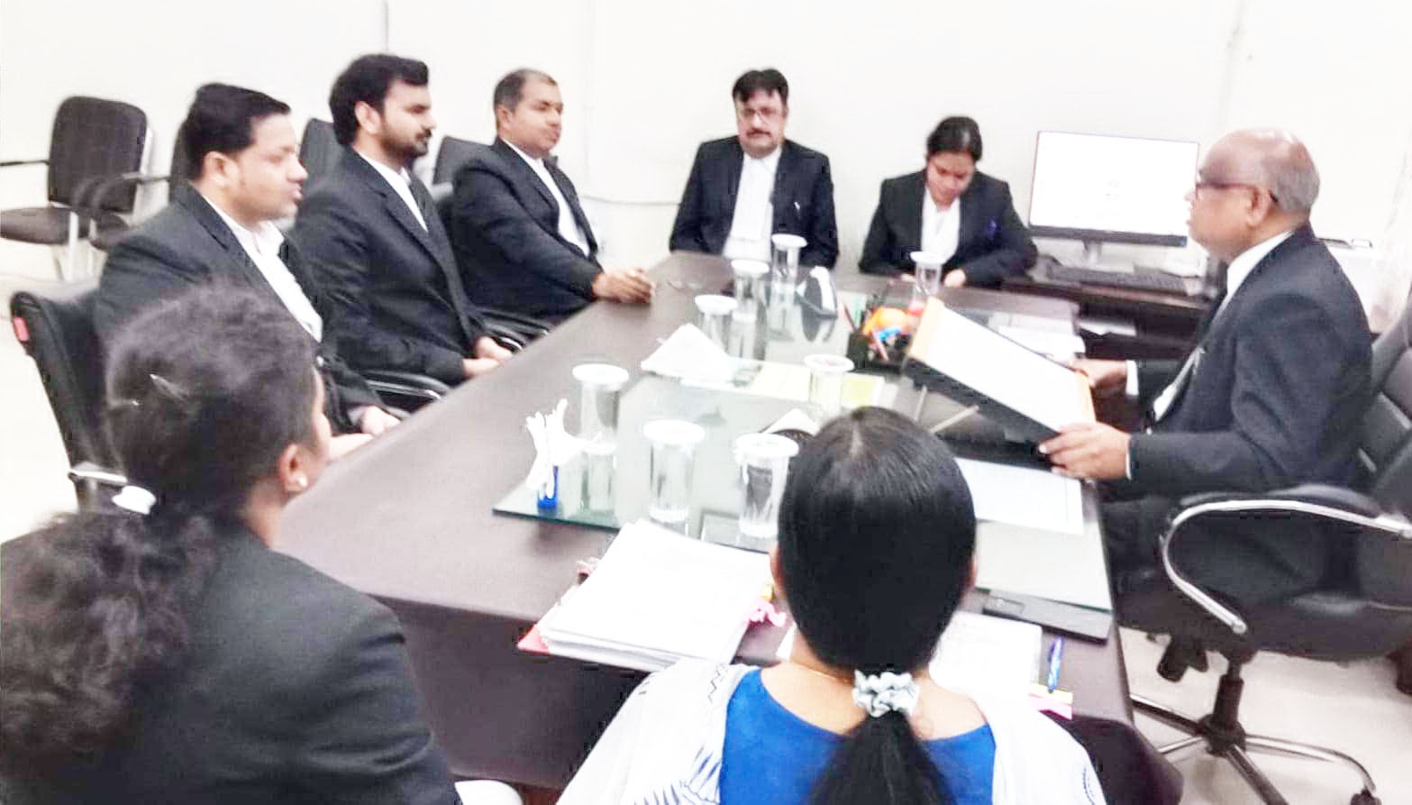 राजीनामा योग्य प्रकरणों में  प्री-सीटिंग करा कर आपसी सुलह  के प्रकरण सुलझाने जोर 