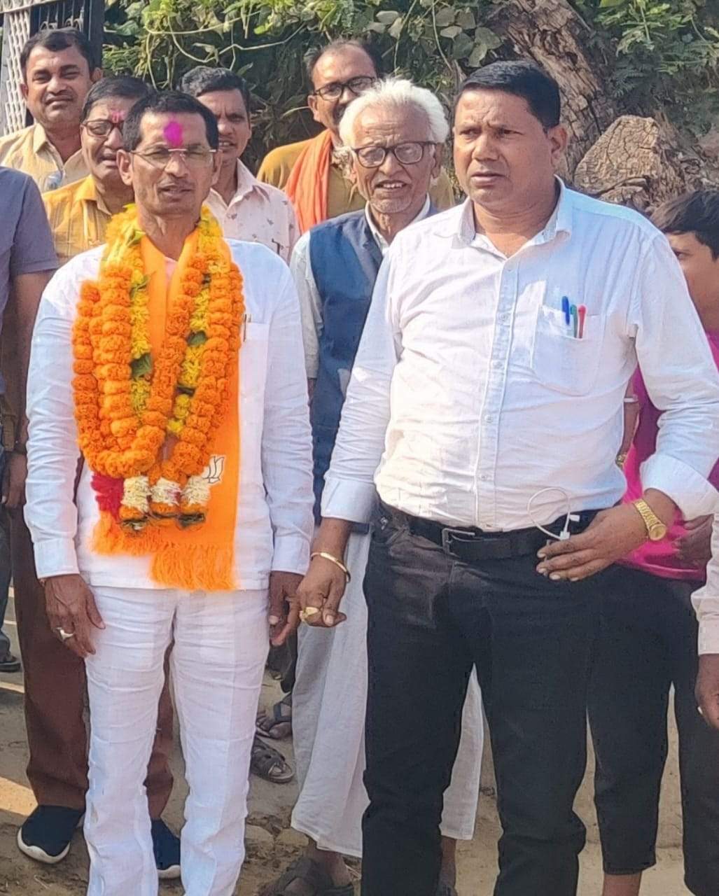 साढ़े 15 हजार मतों से जीते गौकरण जिपं अध्यक्ष बनने की रेस में साढ़े 15 हजार मतों से जीते गौकरण जिपं अध्यक्ष बनने की रेस में