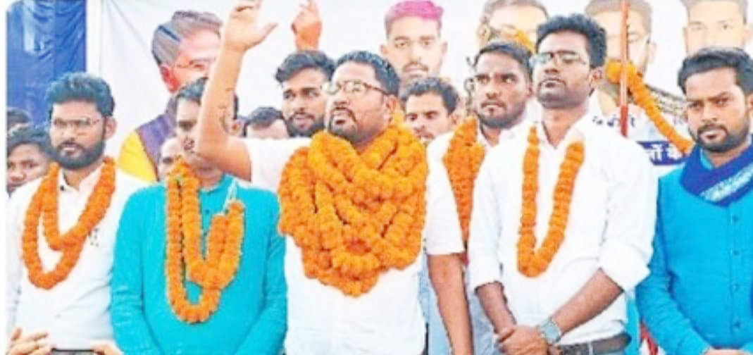 बलौदाबाजार आगजनी: भीमआर्मी अध्यक्ष का  रिहाई के बाद स्वागत