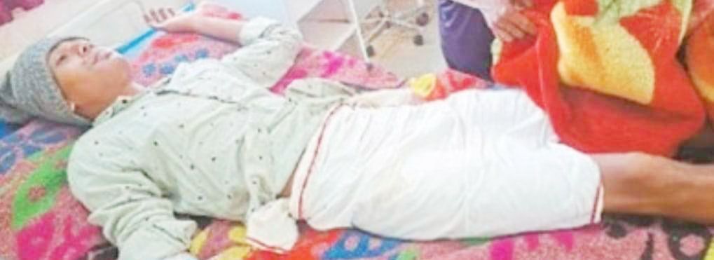 मोबाइल गरम होने के बाद निकालने हाथ डालते ही ब्लास्ट 