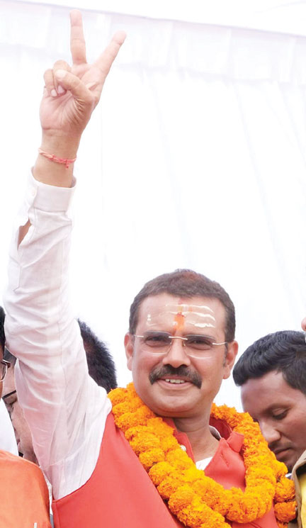 शंख ध्वनि और मंत्रोच्चार के साथ आज शहर सरकार लेगी शपथ