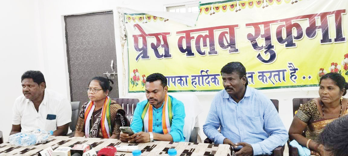 हारे हुए प्रत्याशी को छुट्टी के दिन रात के अंधेरे में विजय होने का दिया प्रमाण पत्र- हरीश कवासी हारे हुए प्रत्याशी को छुट्टी के दिन रात के अंधेरे में विजय होने का दिया प्रमाण पत्र- हरीश कवासी