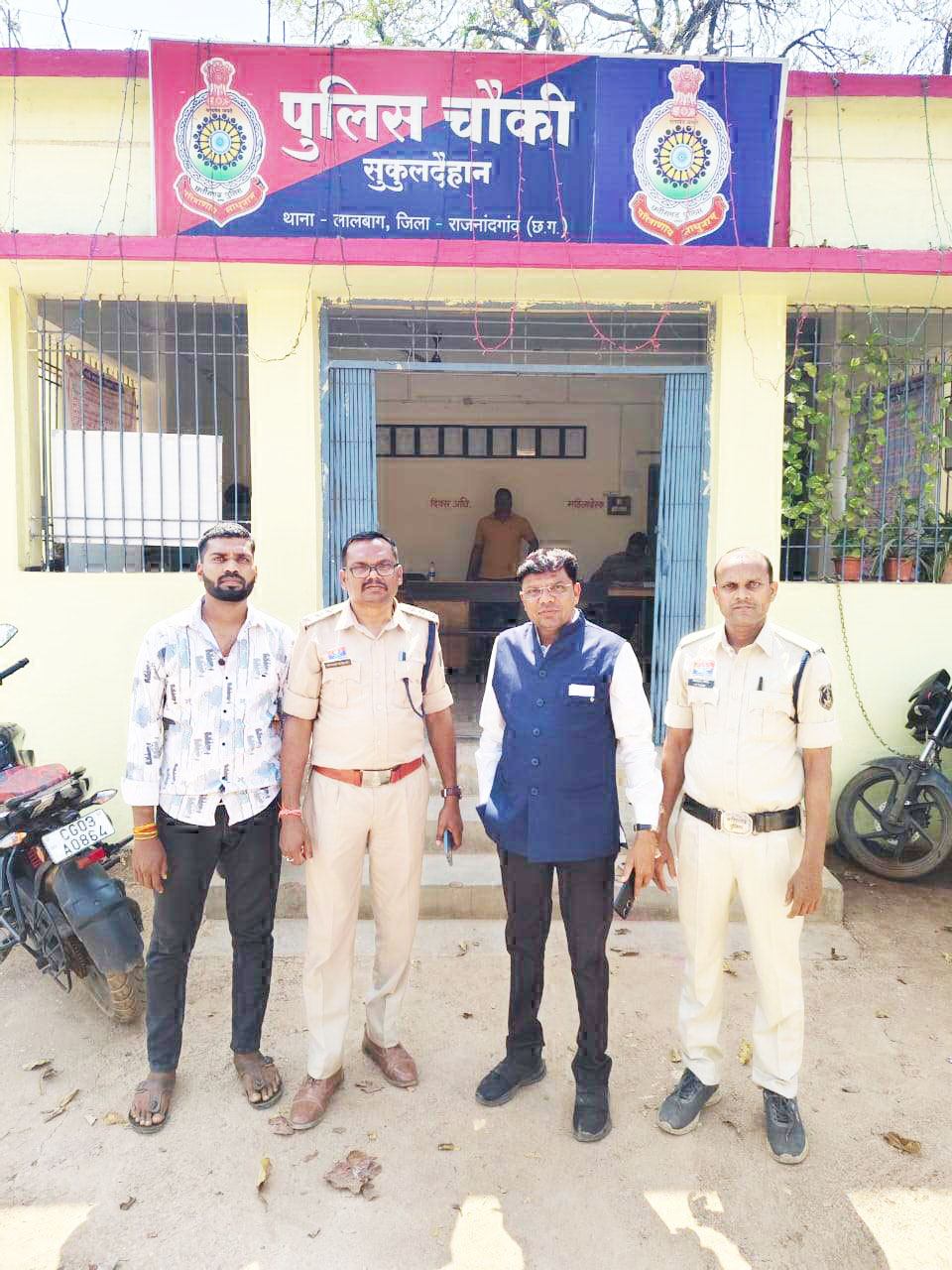 पुलिस की कार्रवाई को अनुचित करार दिया बचाव पक्ष के वकील ने