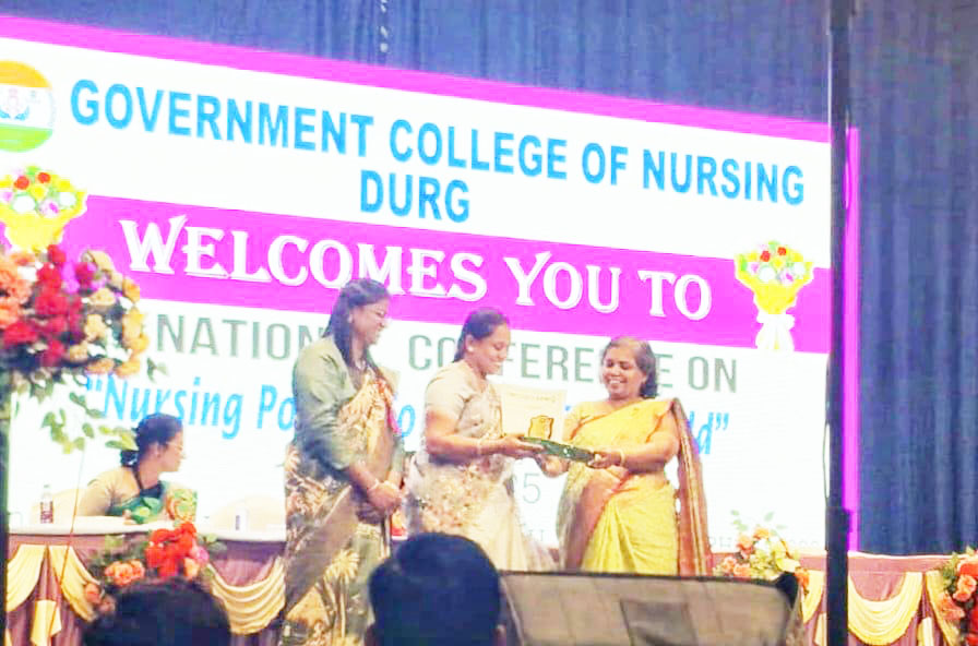 शा. नर्सिंग कॉलेज के उत्कृष्ट प्रदर्शन  पर स्वा. कर्मचारी  संघ ने दी बधाई