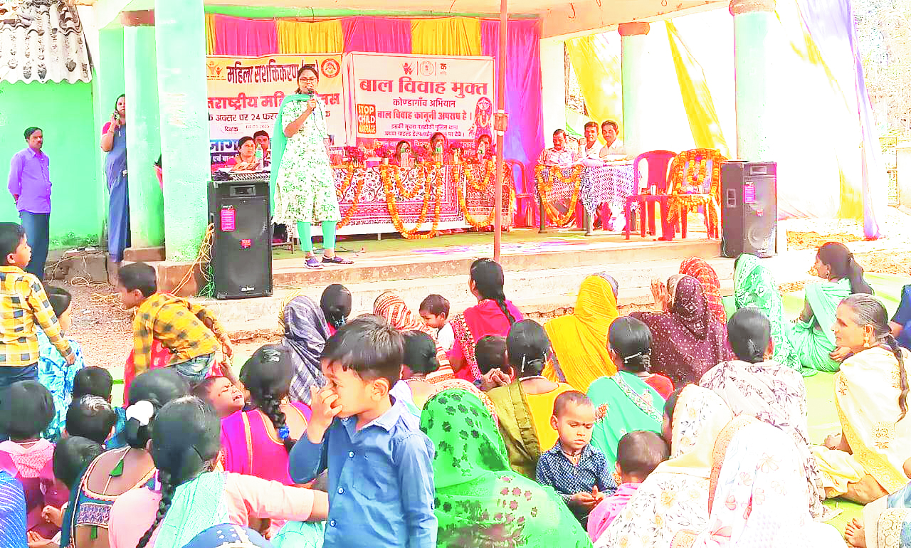 महिलाओं के अधिकारों, सुरक्षा और सशक्तिकरण से जुड़े मुद्दों पर किया जा रहा जागरूक