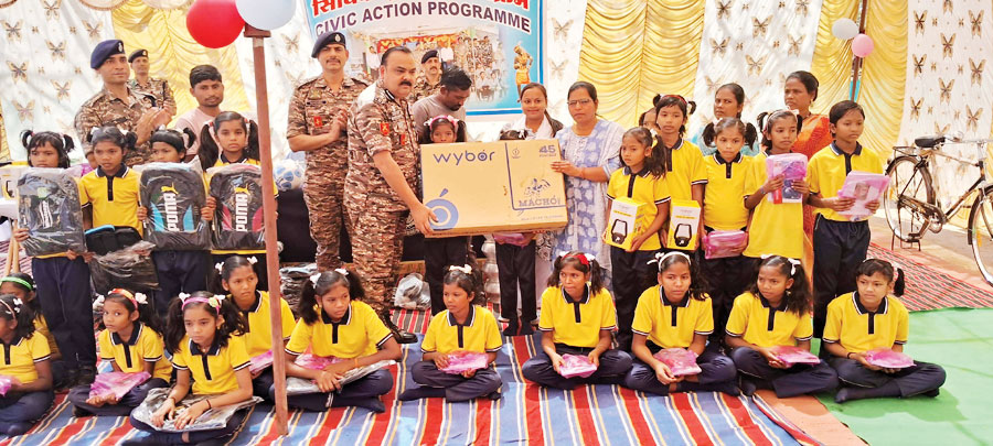  सीआरपीएफ का नागरिक सहायता कार्यक्रम व मेडिकल कैम्प