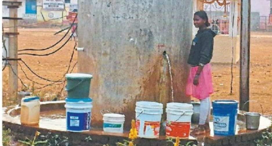 48 लाख खर्च करने के बाद ग्रामीणों को पेयजल नहीं 