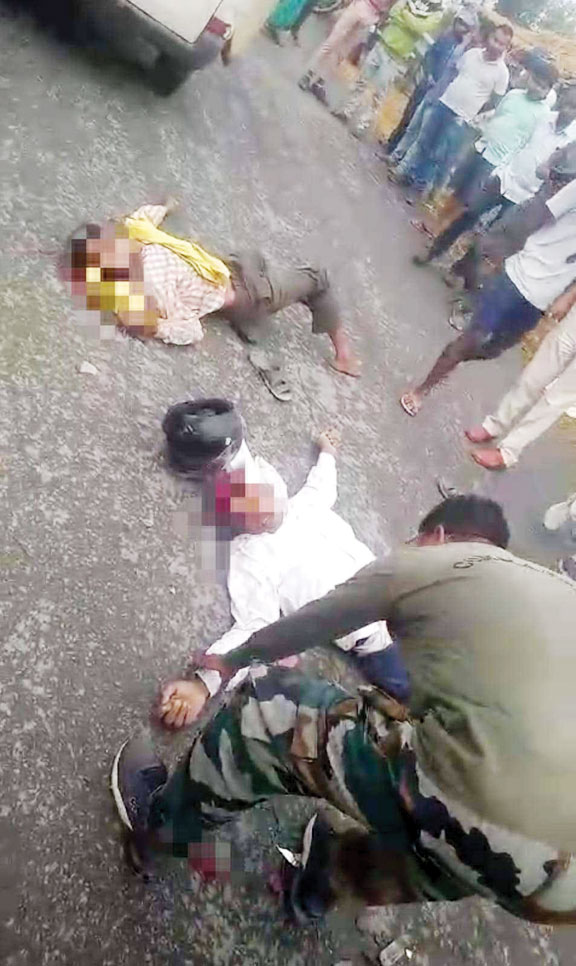 ट्रक-बाइक की टक्कर, चाचा-भतीजे की मौत