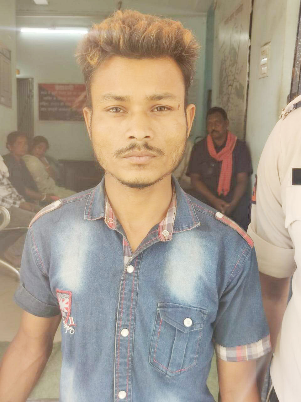 पिता की हत्या कर भागा बेटा 24 घंटे में गिरफ्तार पिता की हत्या कर भागा बेटा 24 घंटे में गिरफ्तार